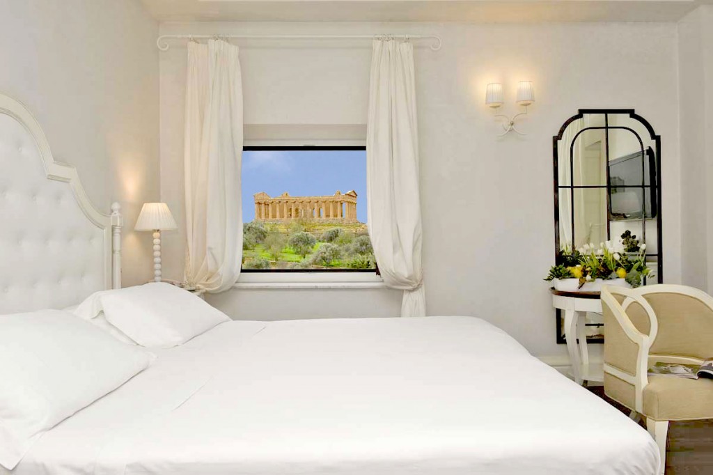 theducker.com-villa-Athena-lussuoso-albergo-Agrigento-temple-view-1024x682